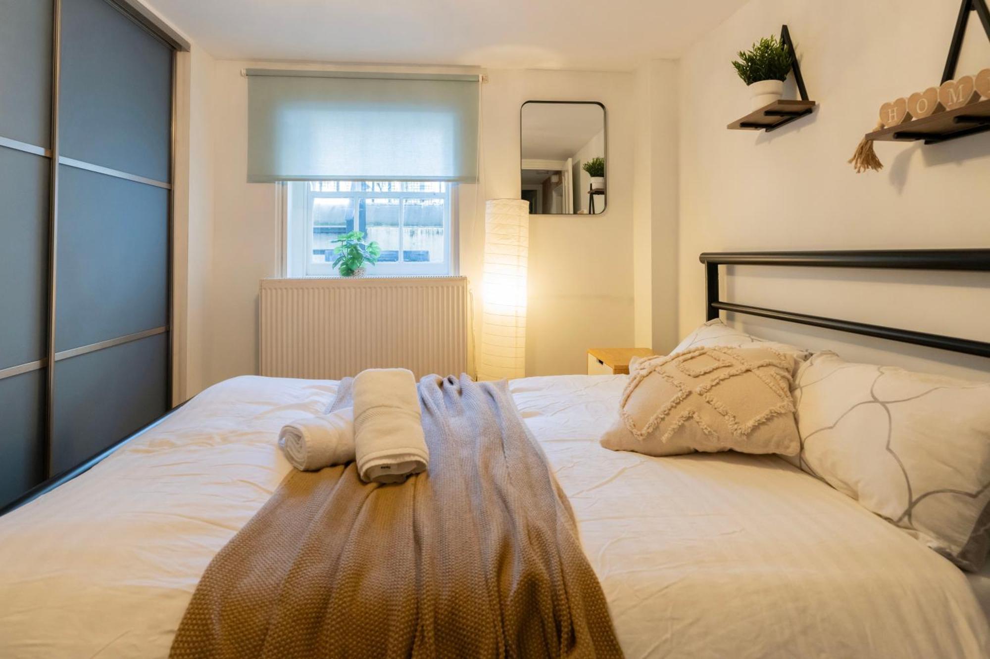 Gorgeous 2Bed House In New Road Apartment London Ngoại thất bức ảnh